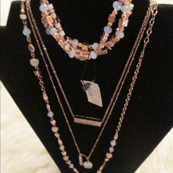 White House Black Market Jewelry - WHITE HOUSE BLACK MARKET NECKLACE & BRACELET SET💎